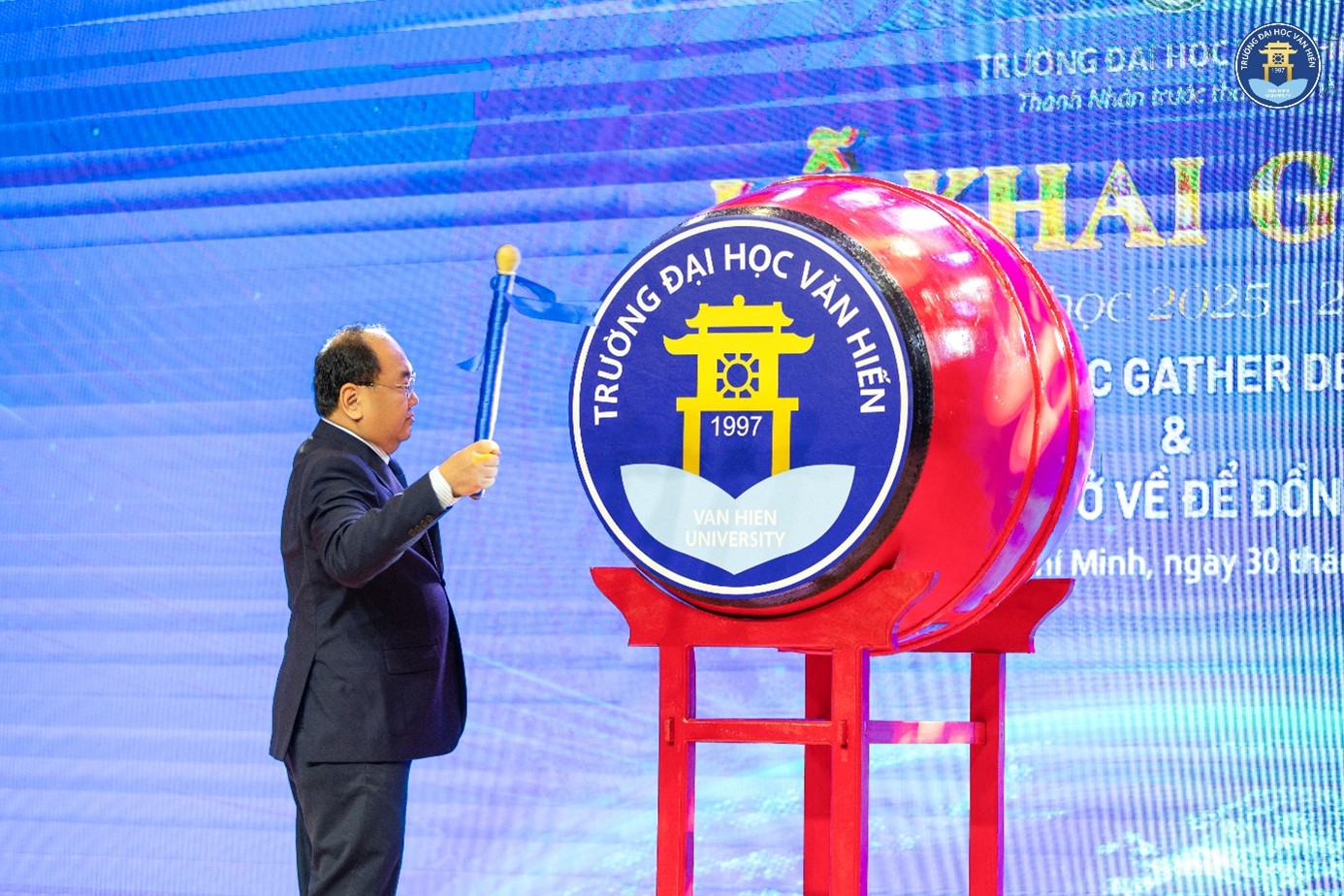 Lễ Khai giảng năm học 2025 – 2026 Trường Đại học Văn Hiến: Hành trình mới với khát vọng hội nhập và cống hiến