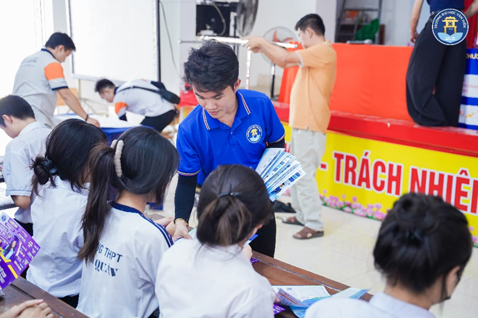 Trường Đại học Văn Hiến tư vấn hướng nghiệp tại Đồng Nai: Kết nối đào tạo với nhu cầu doanh nghiệp